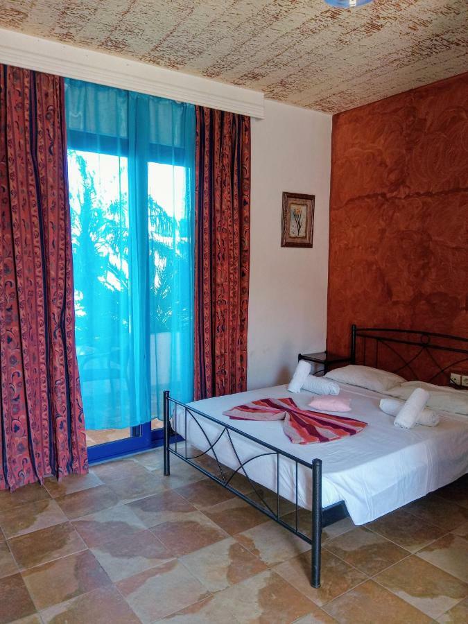 Saint Konstantin Beach Apartments Stegna Ngoại thất bức ảnh